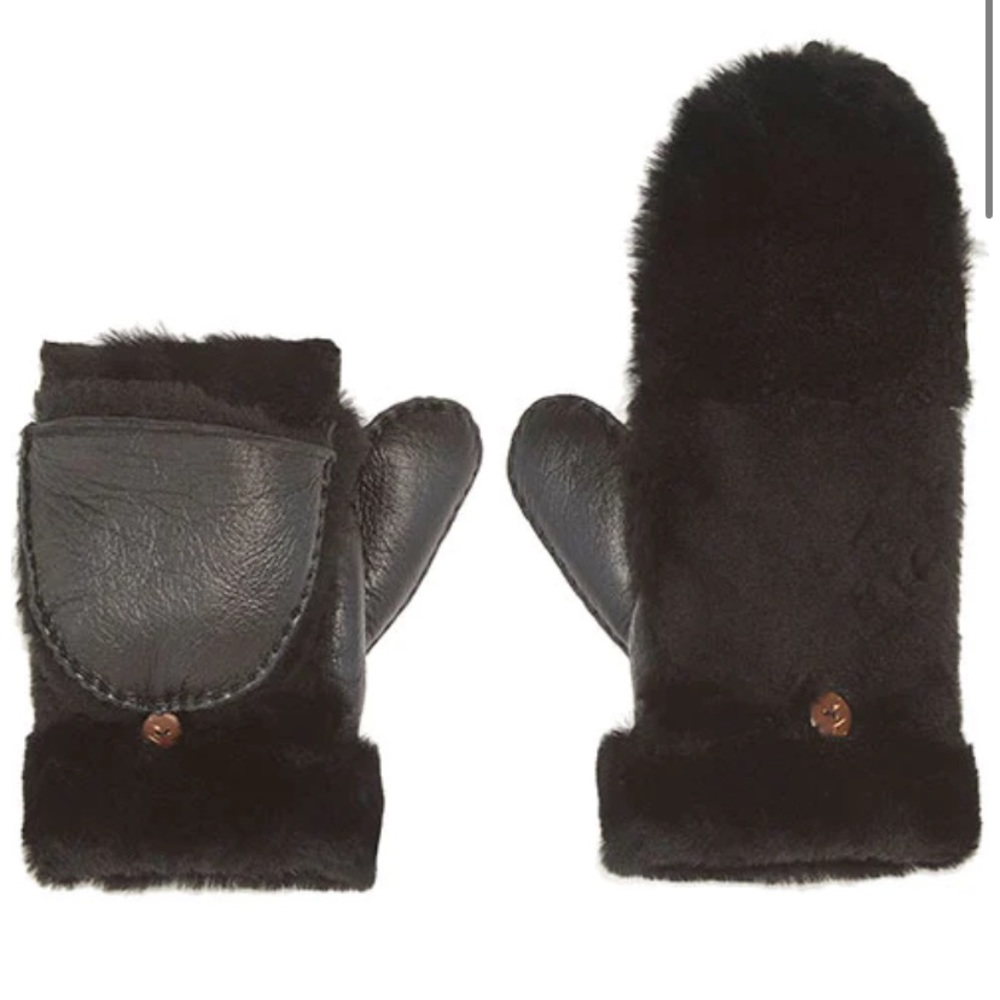 Pologeorgis NY NY black genuine shearling and leather foldover mittens One Size